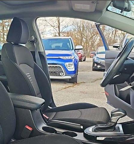 2019 kia forte s