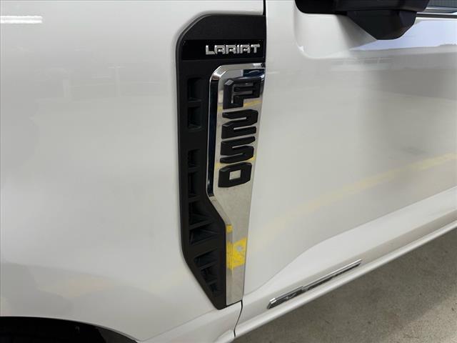 2023 ford f-250 lariat