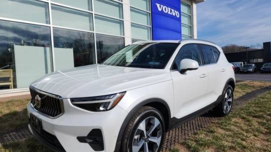 used 2024 volvo xc40 b5 plus bright theme $34,905great deal 20,093 mi. location: berwyn