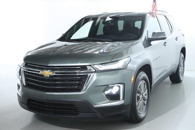 2023 chevrolet traverse lt leather
