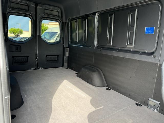 2023 mercedes-benz sprinter 2500 high roof