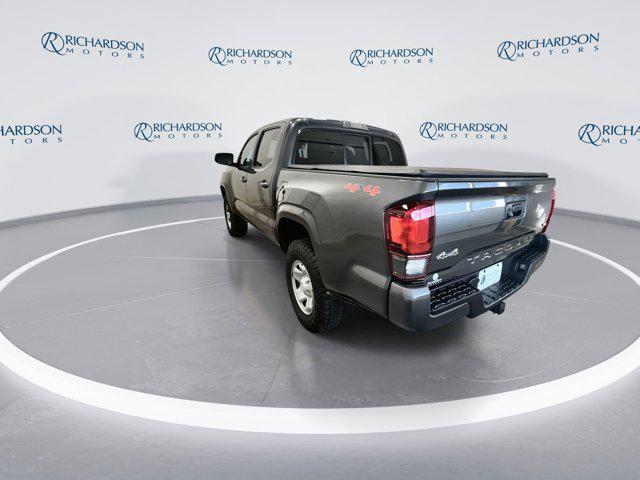 2022 toyota tacoma sr