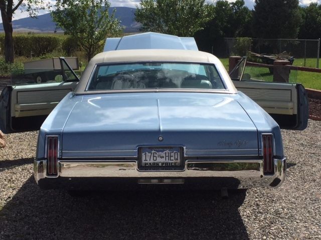 single family owned - 1968 oldsmobile 98 holiday vinyl top coupe - 104,700 orig
