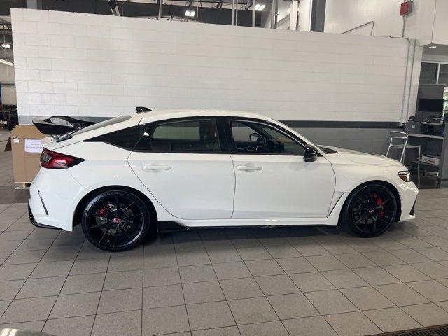 2023 honda civic type r base