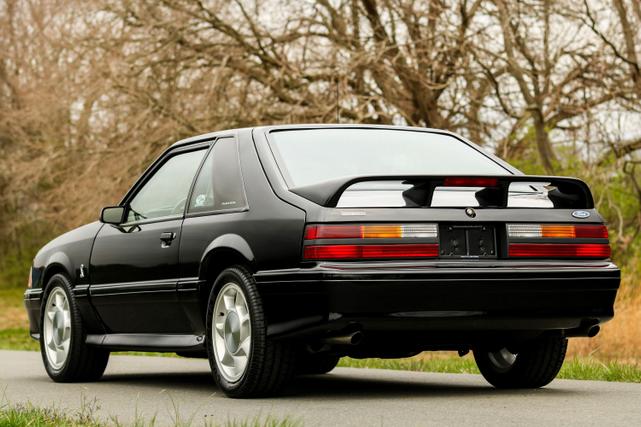 1993 ford mustang cobra