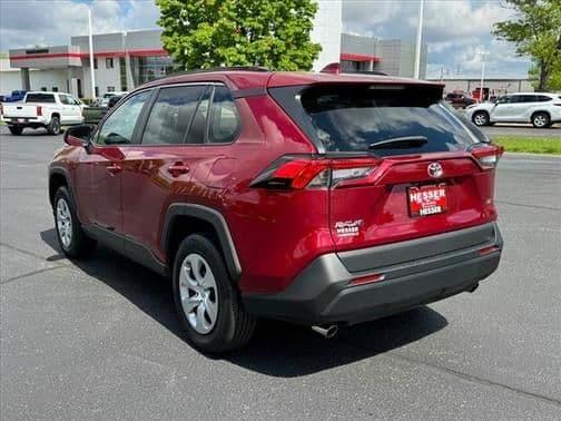 2021 toyota rav4 le in janesville, wisconsin