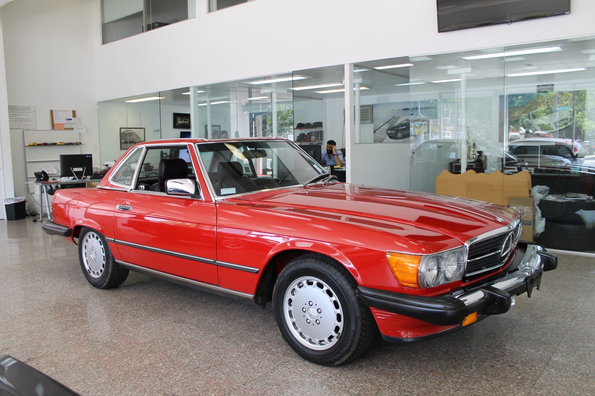 1988 mercedes-benz 560sl 560sl 3,280 miles red convertible