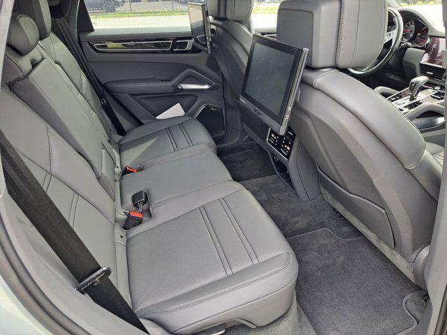 2020 porsche cayenne turbo