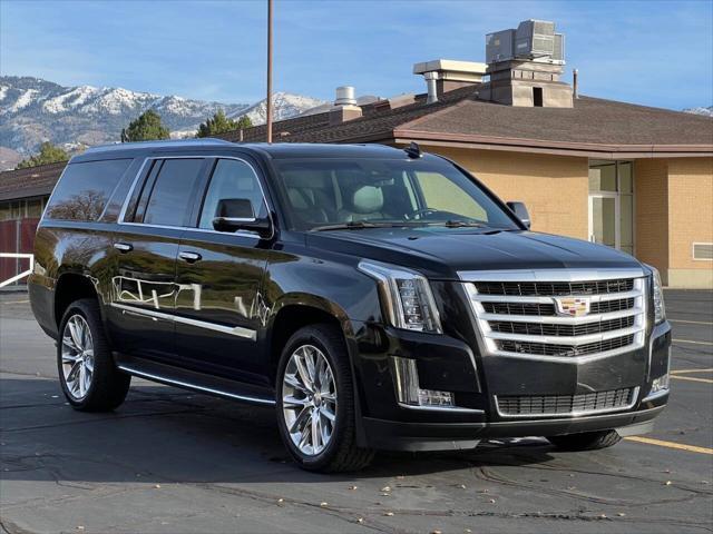 2019 cadillac escalade esv luxury