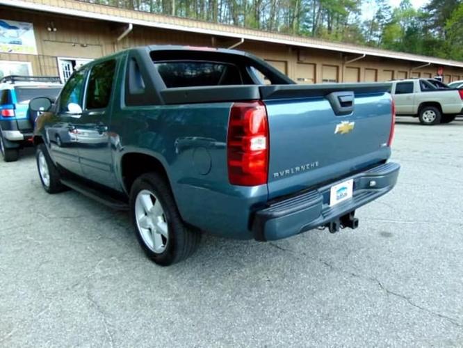 2008 chevrolet avalanche ltz sport utility pickup 4d 5 1/4 ft in hudson, north carolina