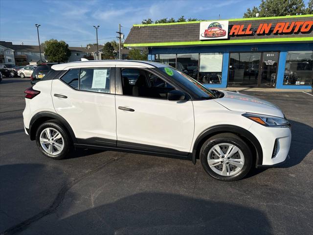 2021 nissan kicks s