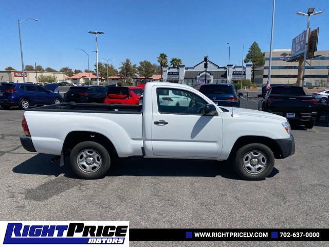 2013 toyota tacoma base