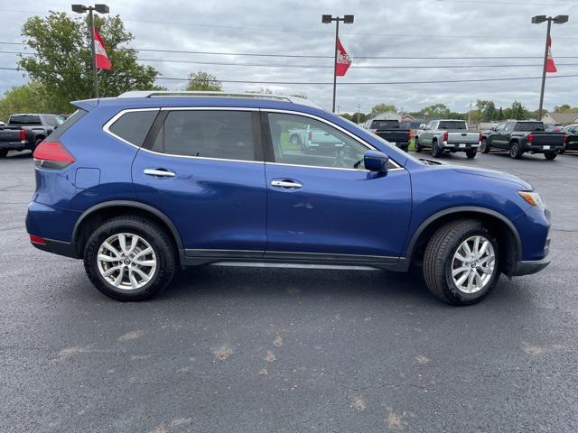 2017 nissan rogue sv