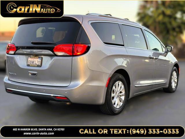 2018 chrysler pacifica touring-l