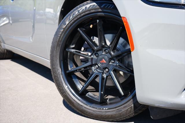 2019 dodge charger sxt