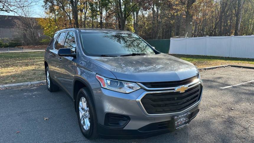 2018 chevrolet traverse ls