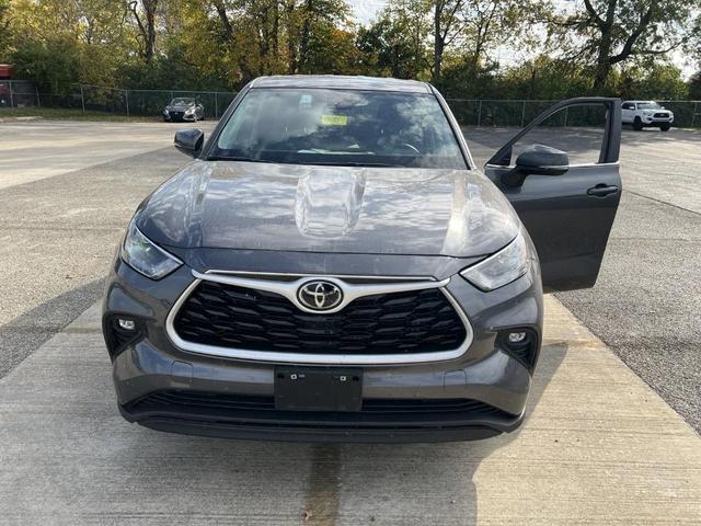 2024 toyota highlander le