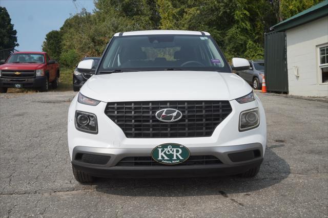 2022 hyundai venue se
