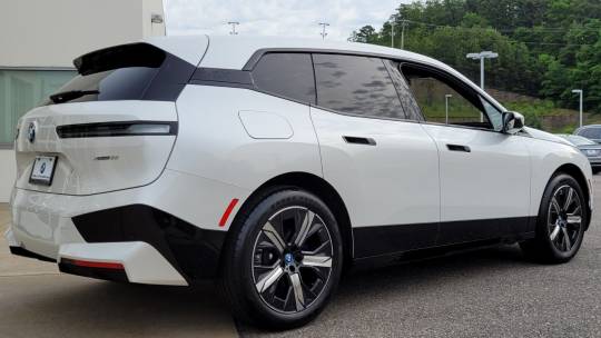2024 BMW iX