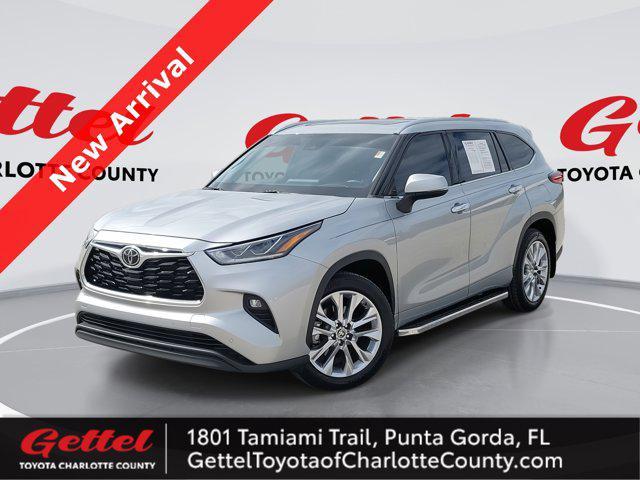 2022 toyota highlander limited