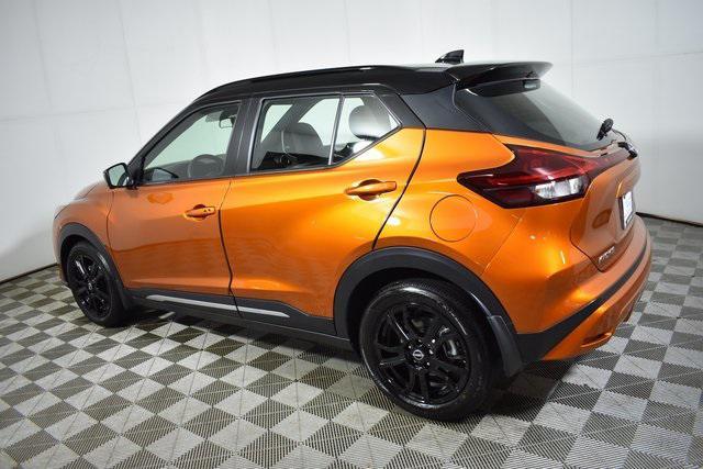 2024 nissan kicks sr