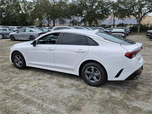 2023 kia k5 lxs