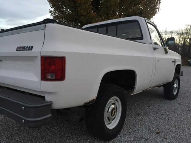 2nd owner, never been in salt, unmolested truck