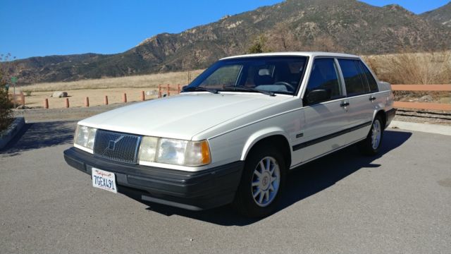 very nice low mileage rustfree turbo sedan! clean autocheck history report!