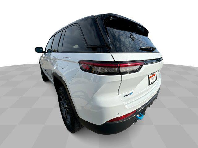 2023 jeep grand cherokee 4xe trailhawk