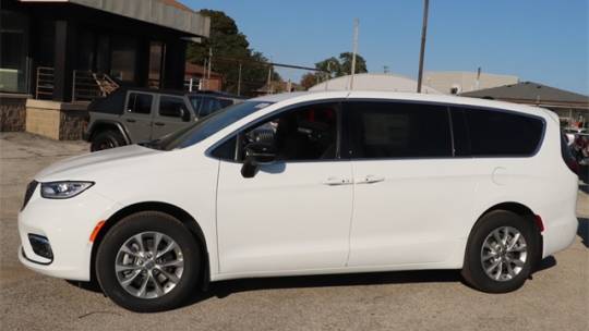2025 Chrysler Pacifica