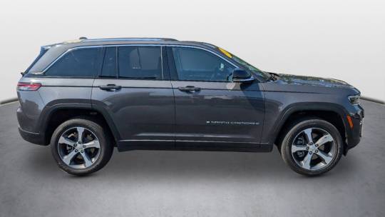 2022 Jeep Grand Cherokee base 4xe