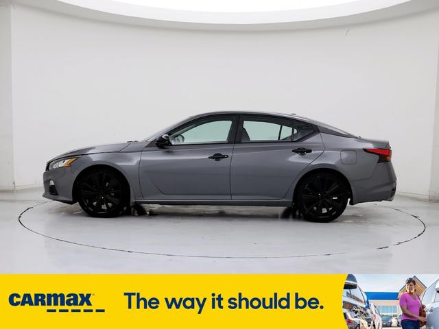 2019 nissan altima sr