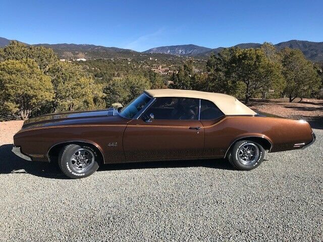 convertible, 455 rocket, his/hers shifter, bucket seats, show condition
