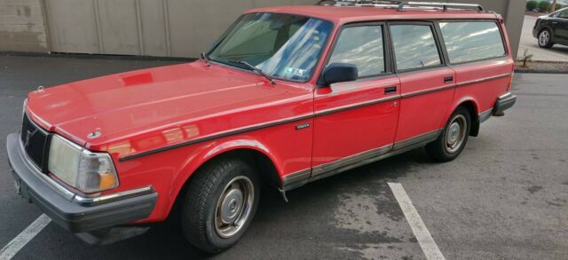 1992 volvo wagon runs great!