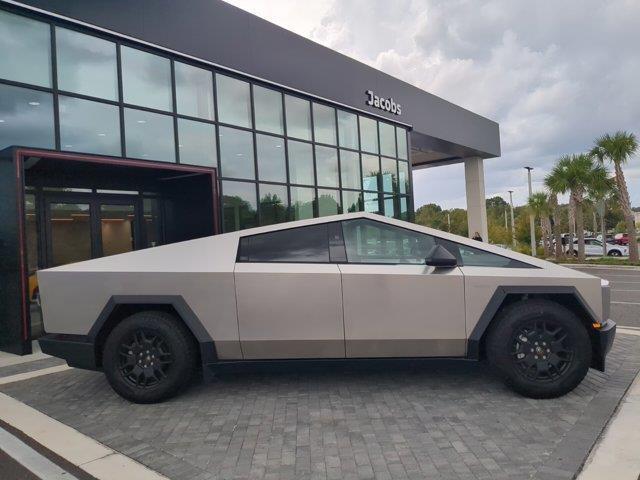 2024 tesla cybertruck all-wheel drive