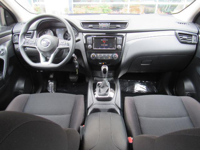2020 nissan rogue sport s