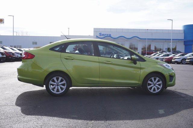 2012 ford fiesta se