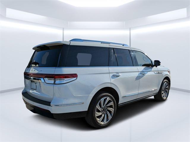 2023 lincoln navigator reserve