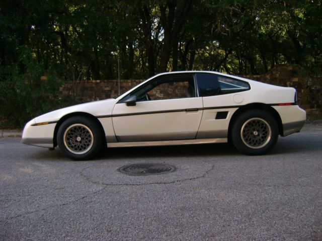 1986 pontiac fiero gt fastback 2.8l v6 fuel injected, automatic transmission