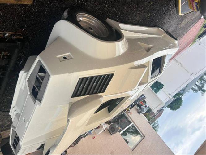 1986 lamborghini countach in cadillac, michigan