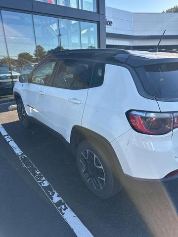2021 jeep compass trailhawk