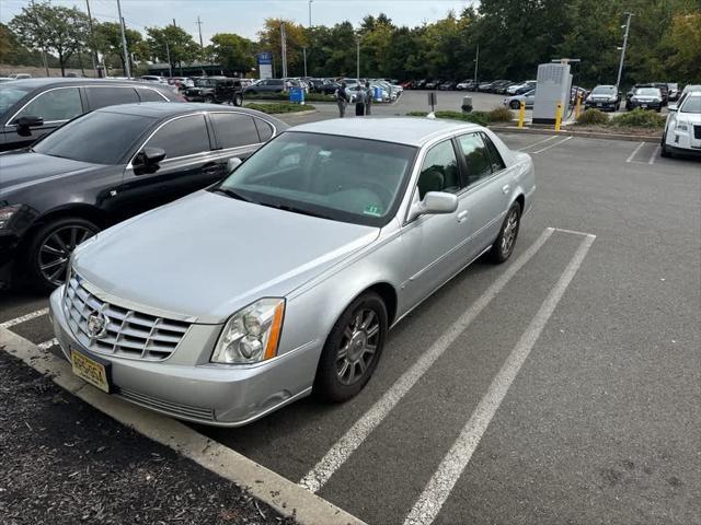 2010 cadillac dts w/1sa
