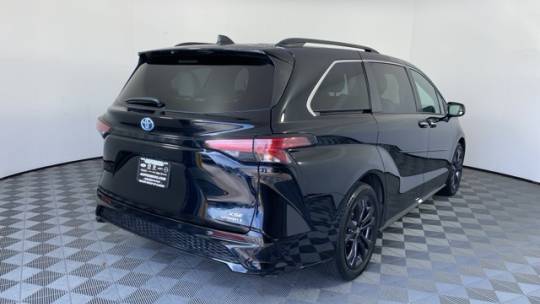 2022 toyota sienna xse 7-passenger