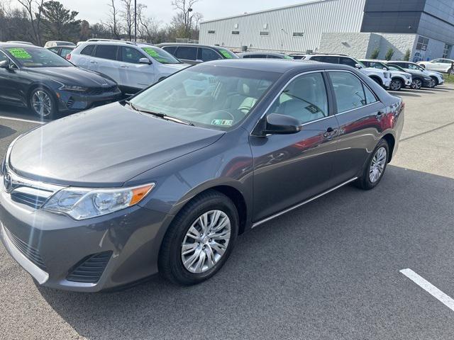 2013 toyota camry le