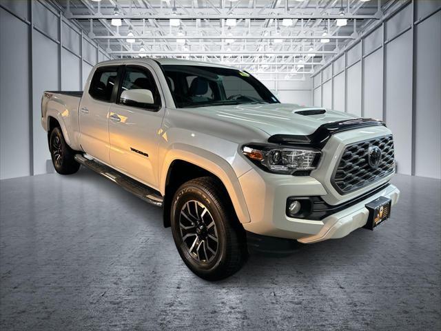 2022 toyota tacoma trd sport