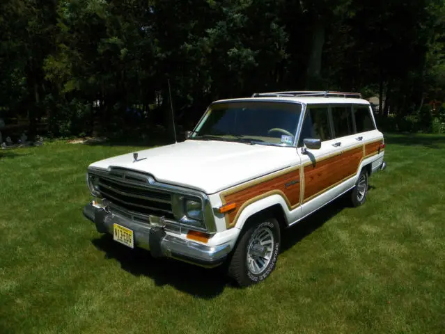 jeep grand wagoneer, north carolina car, no rust, beautiful condition