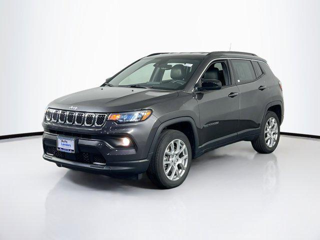2023 jeep compass latitude lux