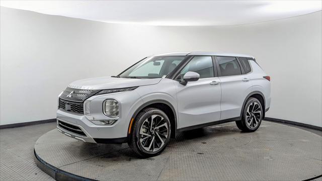 2023 mitsubishi outlander se