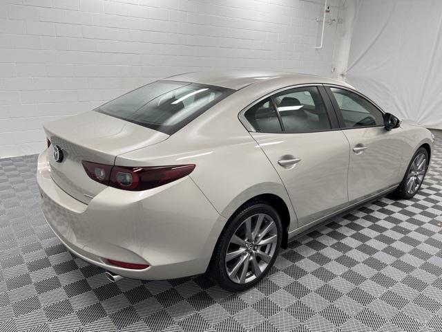 2024 mazda mazda3 fwd w/preferred package