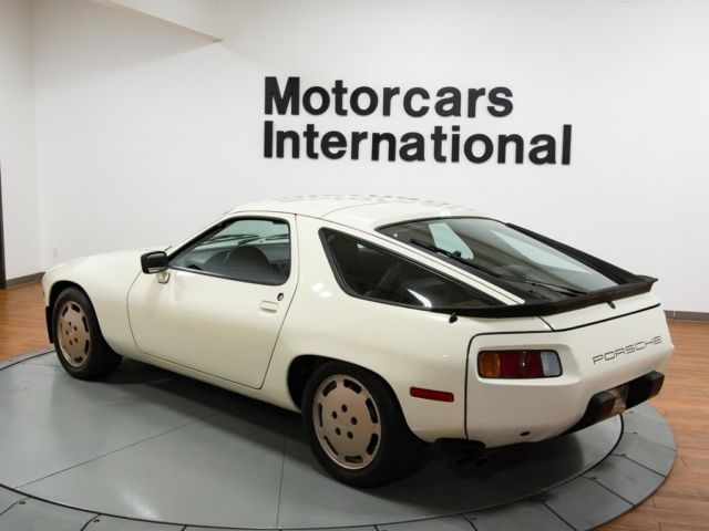 1983 porsche 928 s 5-speed 46500 miles 4l na v8 single overhead cam (sohc) 16v